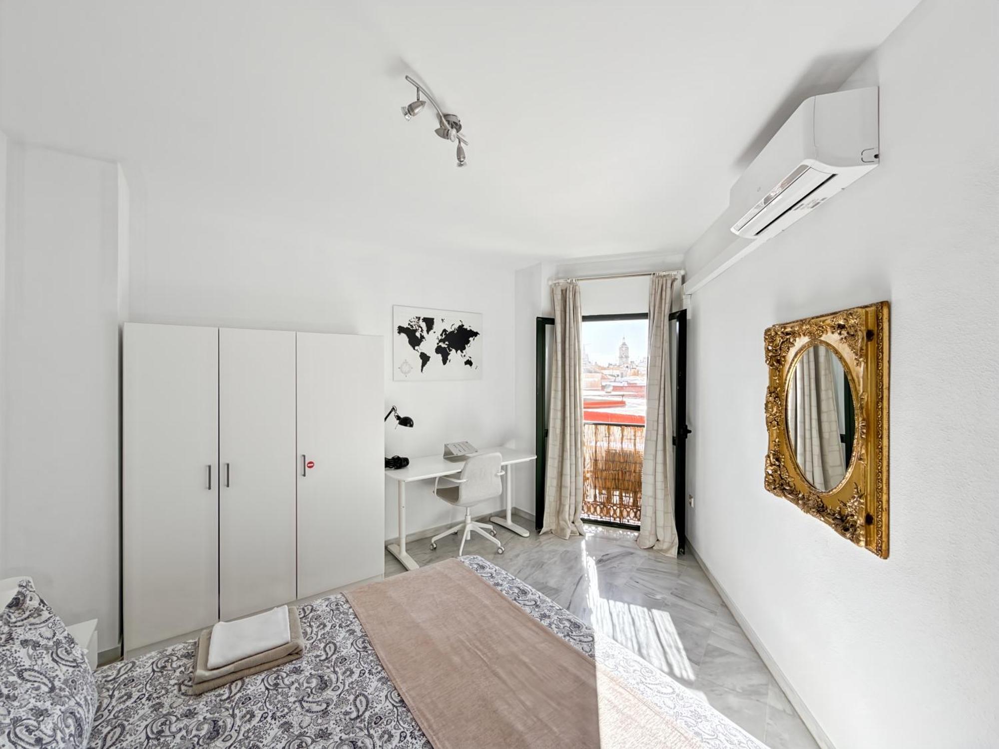 Exclusive Malaga Apartments With Cathedral Views And Auto Check-In Luaran gambar